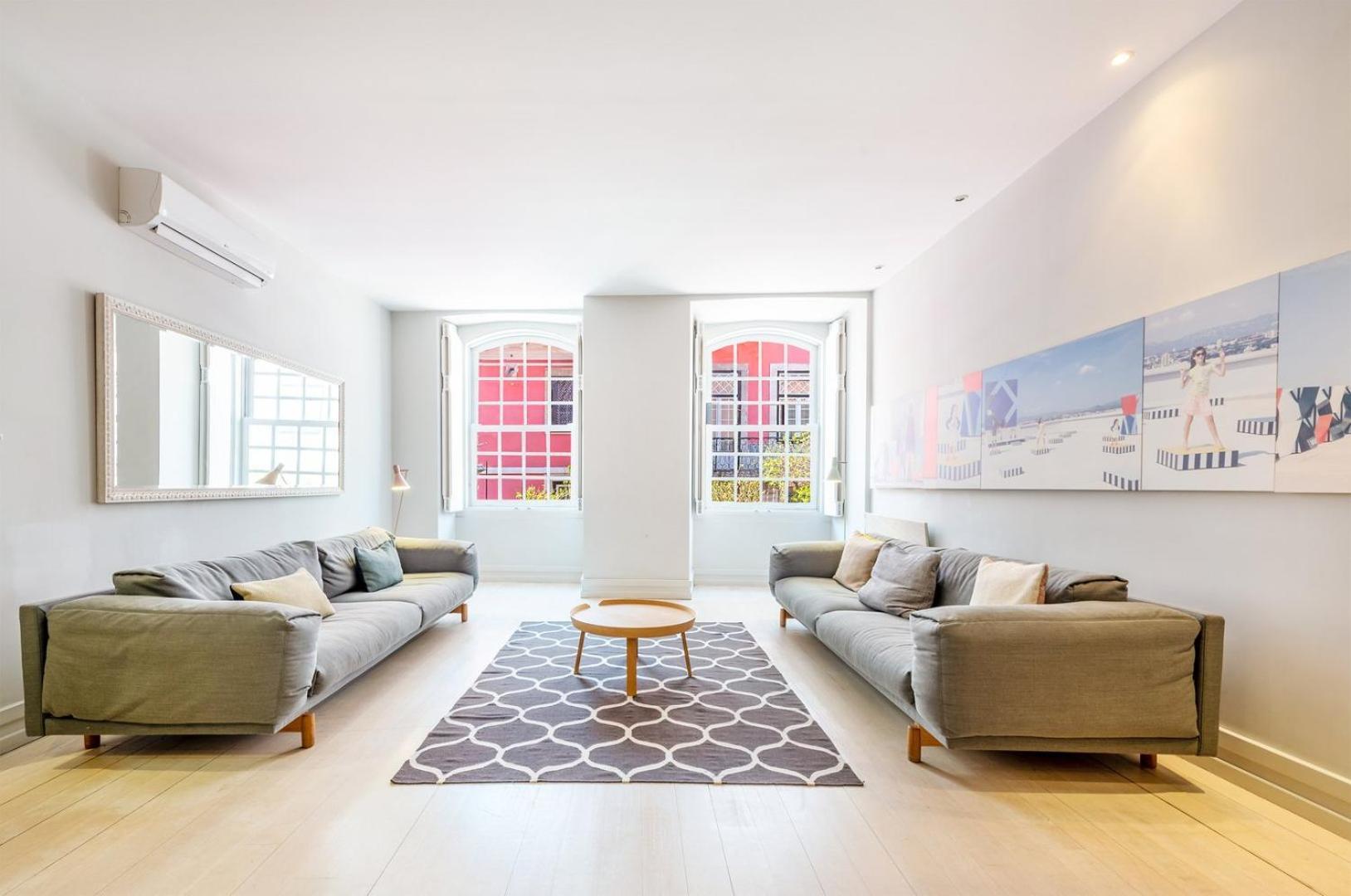 リスボンGuestready - Newly Renovated Chiado Havenアパートメント エクステリア 写真